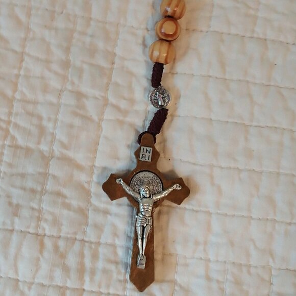 Leinuosen Handmade Wooden Rosary Beads Jesus Crucifix 19"Long, Kids- Men-Woman - Picture 4 of 7